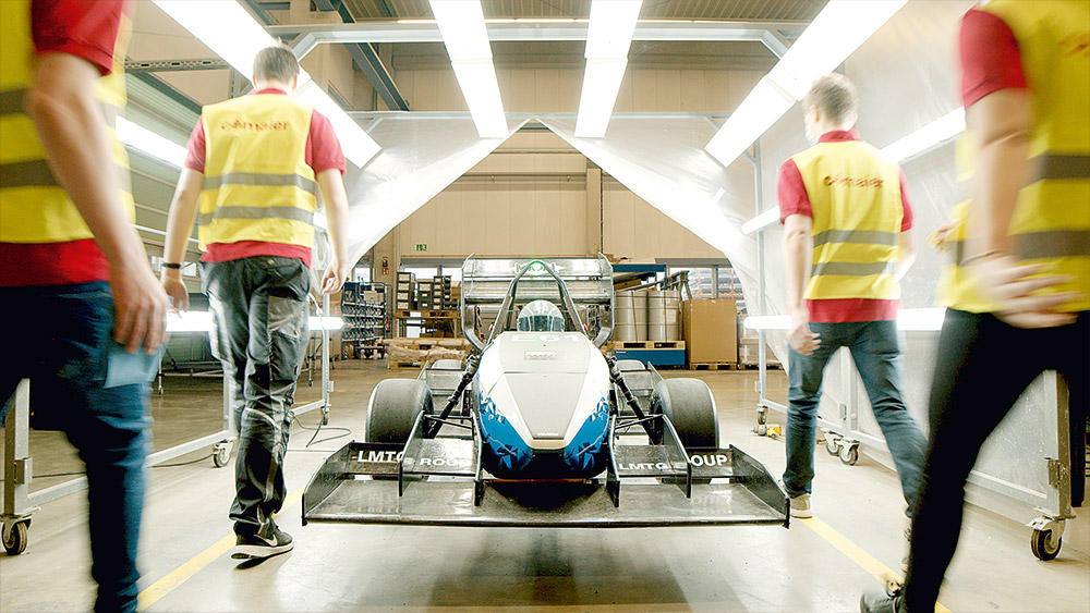 Scene from the E-Motion racing team film in the C.F.-Maier factory halls